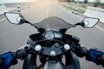 Ubezpieczenie motocykla w UK – ile kosztuje? Jak znaleźć najtańsze?