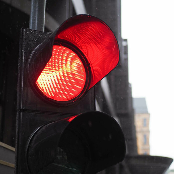 Rejestratory przejazdu na czerwonym świetle w Wielkiej Brytanii 🔴