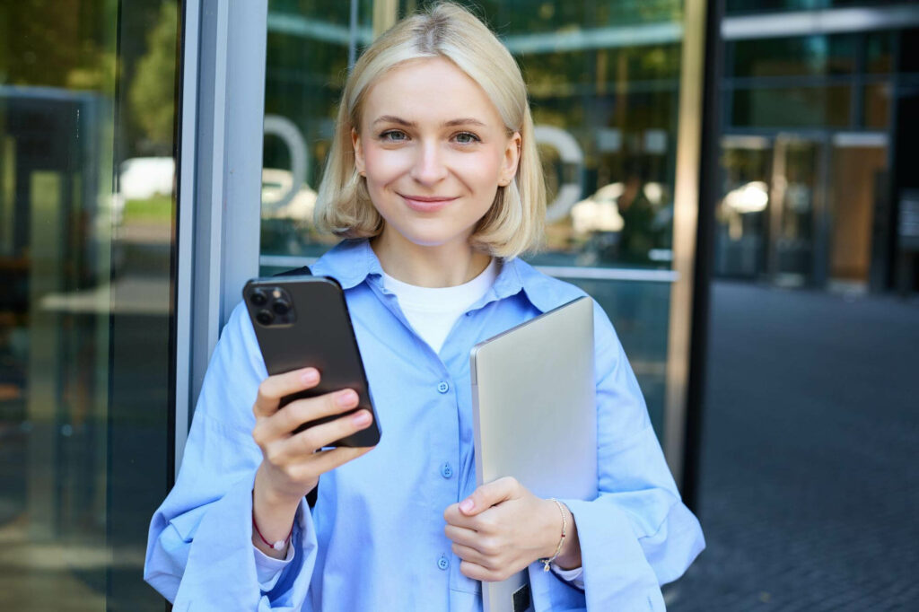 Nauka angielskiego z aplikacją mobilną